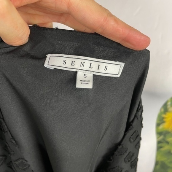 SENLIS Black Diamond Naomi Ruffle Surplice Small - Picture 16 of 17